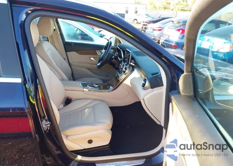 2019 Mercedes-Benz Glc 300 4Matic z USA, uszkodzony, nr VIN WDC0G4KB0KF639507